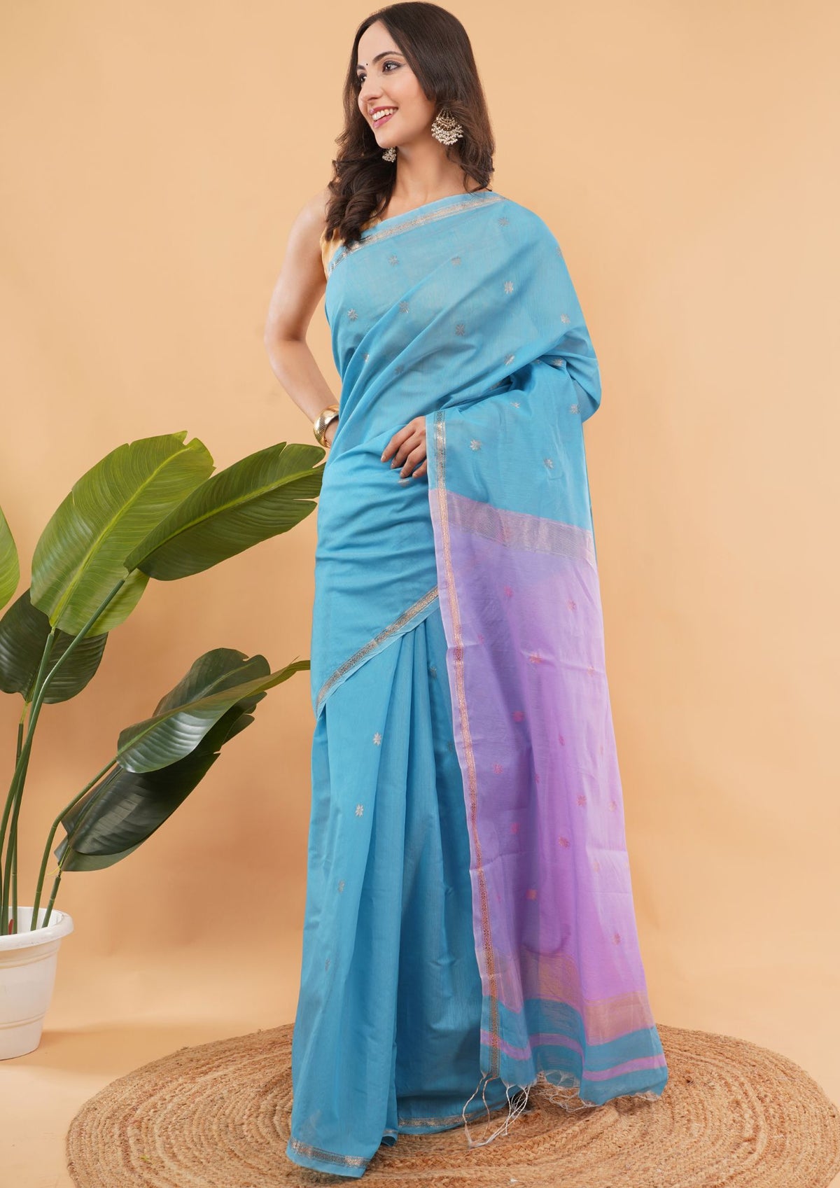 DhevStylish Maheshwari Cotton Saree for Women | Light Blue Soft Lightweight Cotton Saree with Gold Zari Border & Running Blouse Piece | Traditional Handloom Style Ethnic Saree | 6.25 Meter