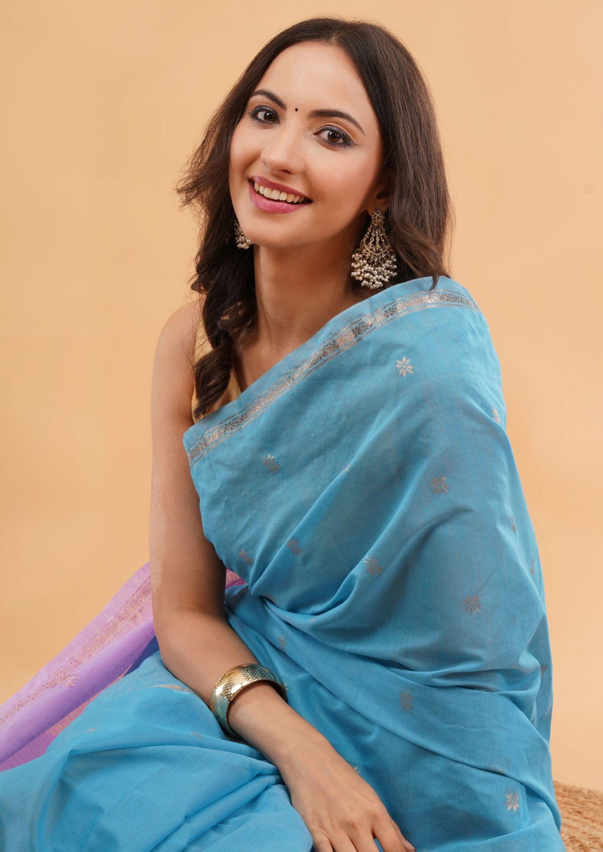 DhevStylish Maheshwari Cotton Saree for Women | Light Blue Soft Lightweight Cotton Saree with Gold Zari Border & Running Blouse Piece | Traditional Handloom Style Ethnic Saree | 6.25 Meter