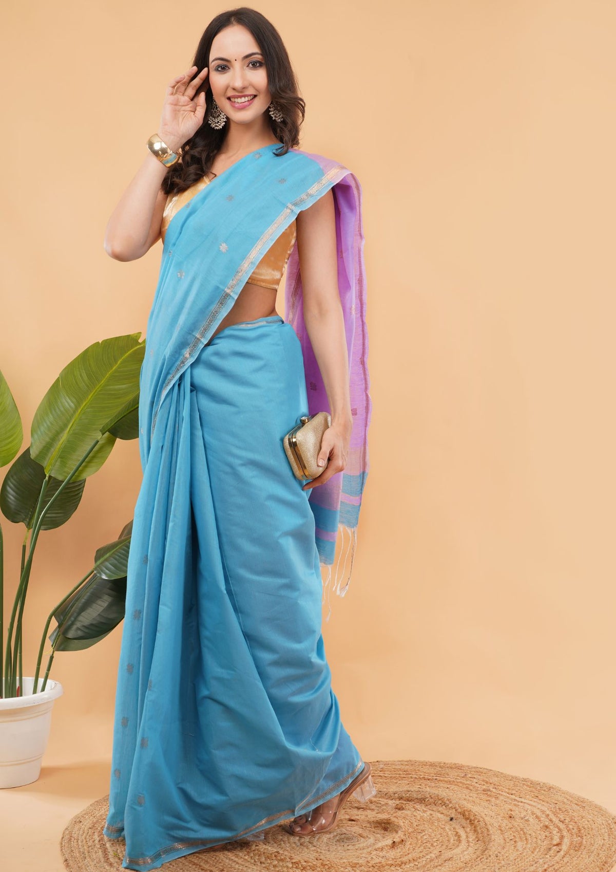 DhevStylish Maheshwari Cotton Saree for Women | Light Blue Soft Lightweight Cotton Saree with Gold Zari Border & Running Blouse Piece | Traditional Handloom Style Ethnic Saree | 6.25 Meter