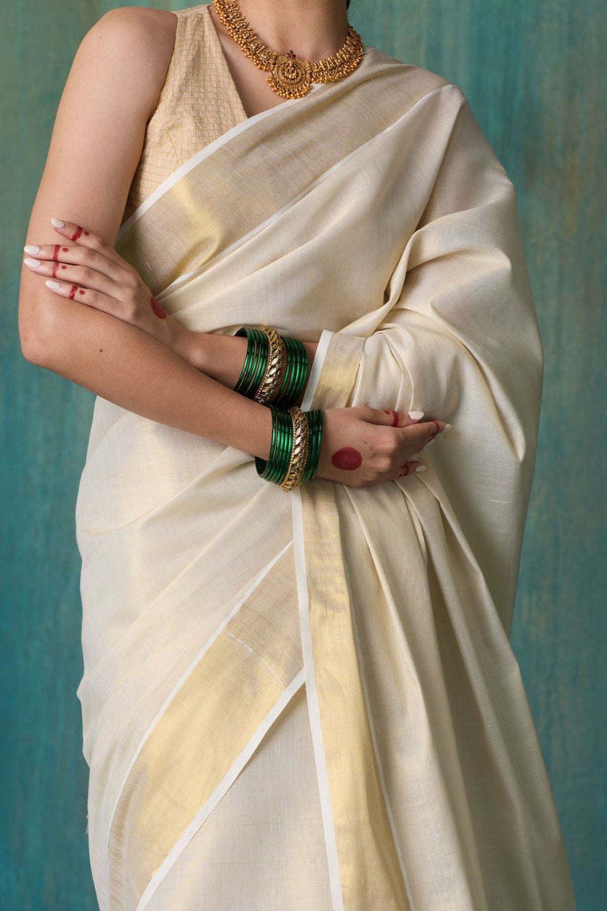 DhevStylish Women's Kerala Kasavu Golden Tissue Plain Saree with Running Blouse | Saree length: 6.25 Meters | Blouse: Running Blouse only