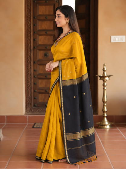 DhevStylish Maheshwari Cotton Saree for Women | cotton Soft Lightweight Cotton Saree with Gold Zari Border & Running Blouse Piece | Traditional Handloom Style Ethnic Saree | 6.25 Meter